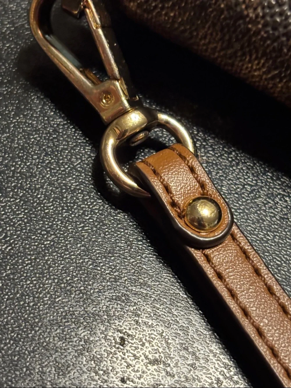 Michael‎ Kors Brown Signature Logo Wristlet.  Jet Set Travel Wallet.